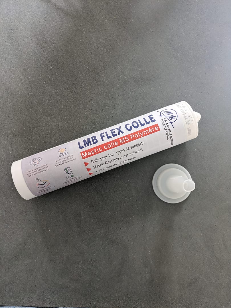 Mastic colle souple polymère
